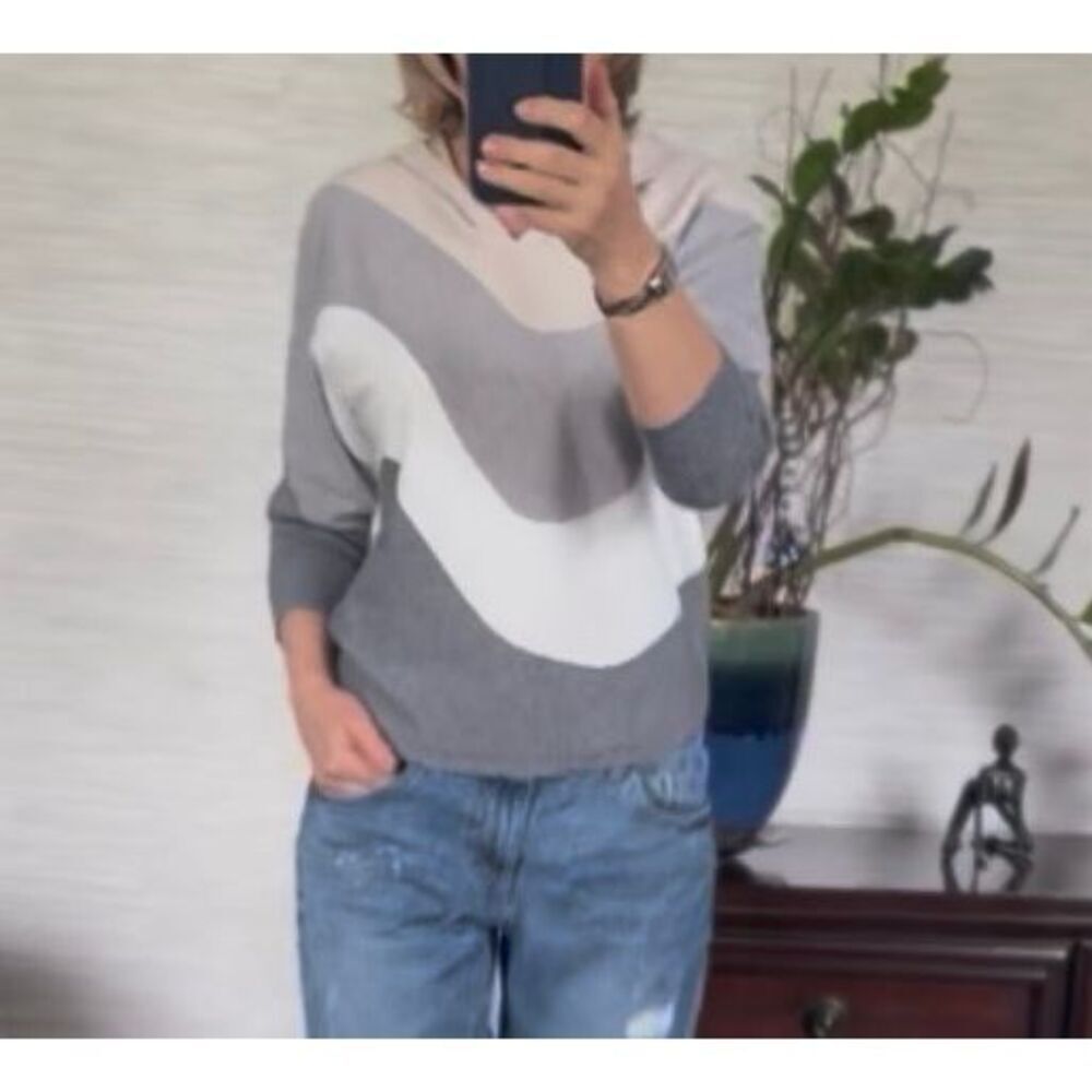 Aaeda Hooded Sweater Dolman Sleeve Colorblock Knit Size M